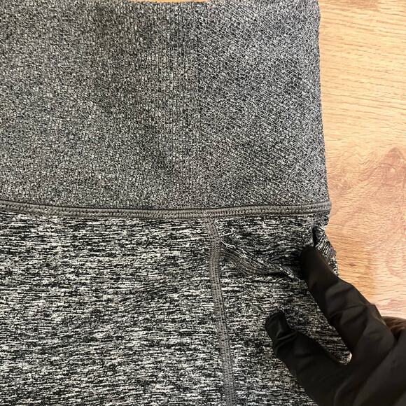 Athleta Exhale Heel Stash Pocket Gray Leggings Size M High Rise - Picture 8 of 8